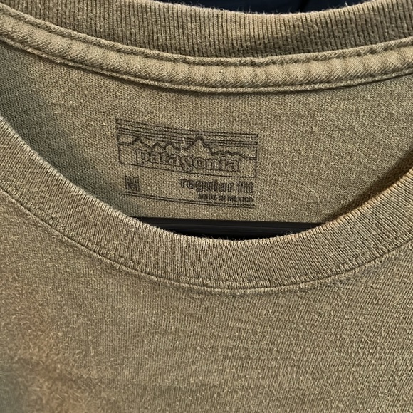 Patagonia pocket tee - Picture 2 of 3